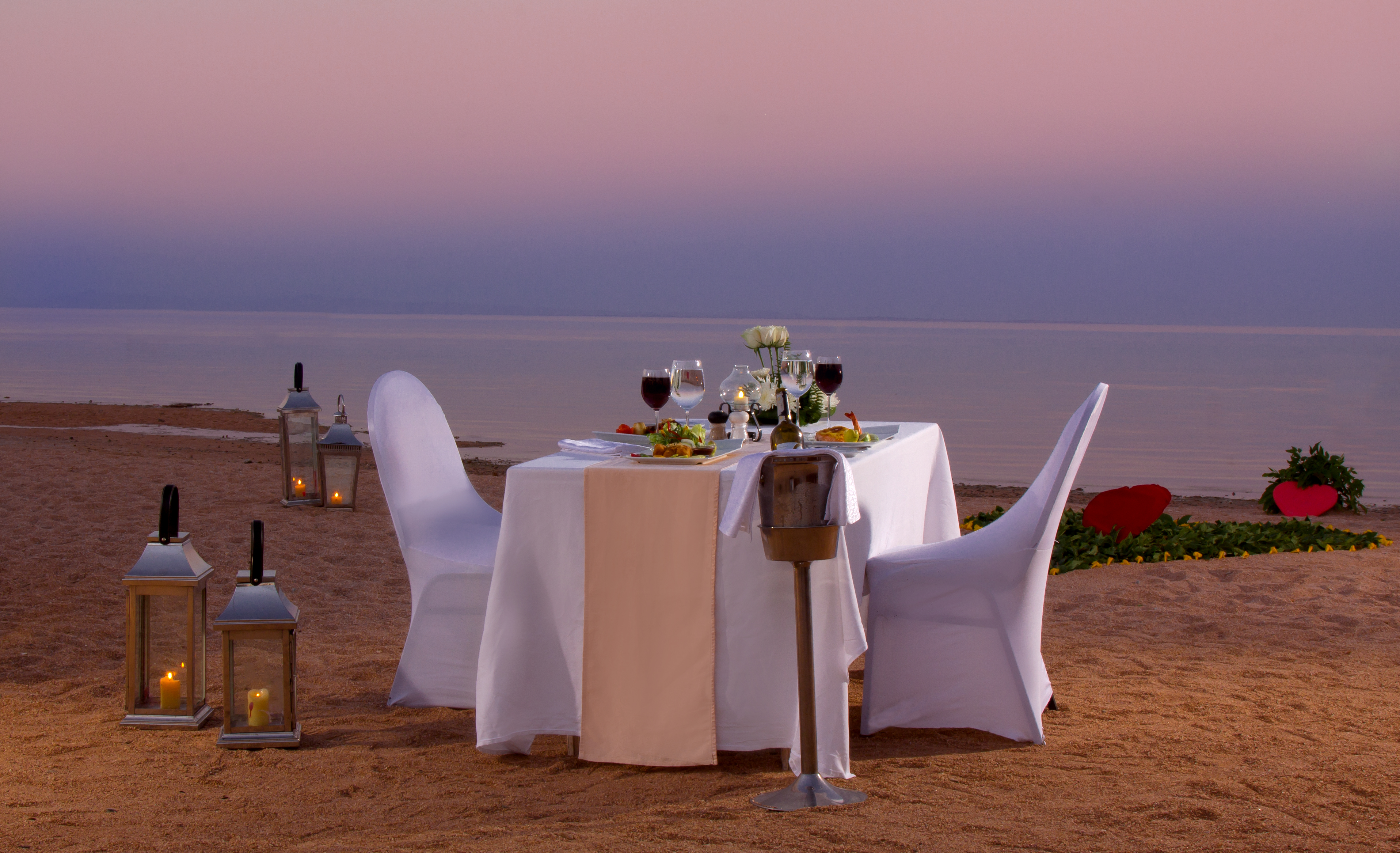 Book your wedding day in Coral Sea Holiday Resort (Holiday Village Red Sea)